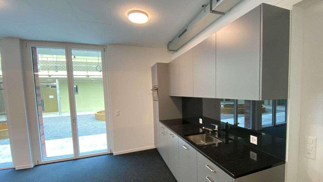 Umzug. ING PLUS. Ziegeleiplatz 2 in Winterthur. Aufenthaltsraum. Küche