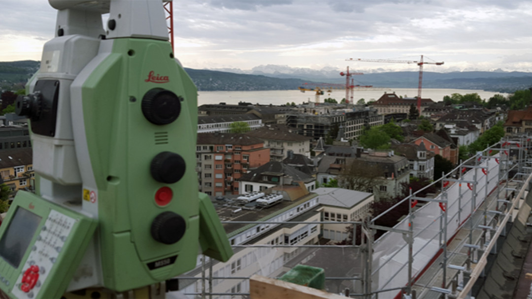 Zürich. Vermessung FIFA Fussballmuseum. ING PLUS