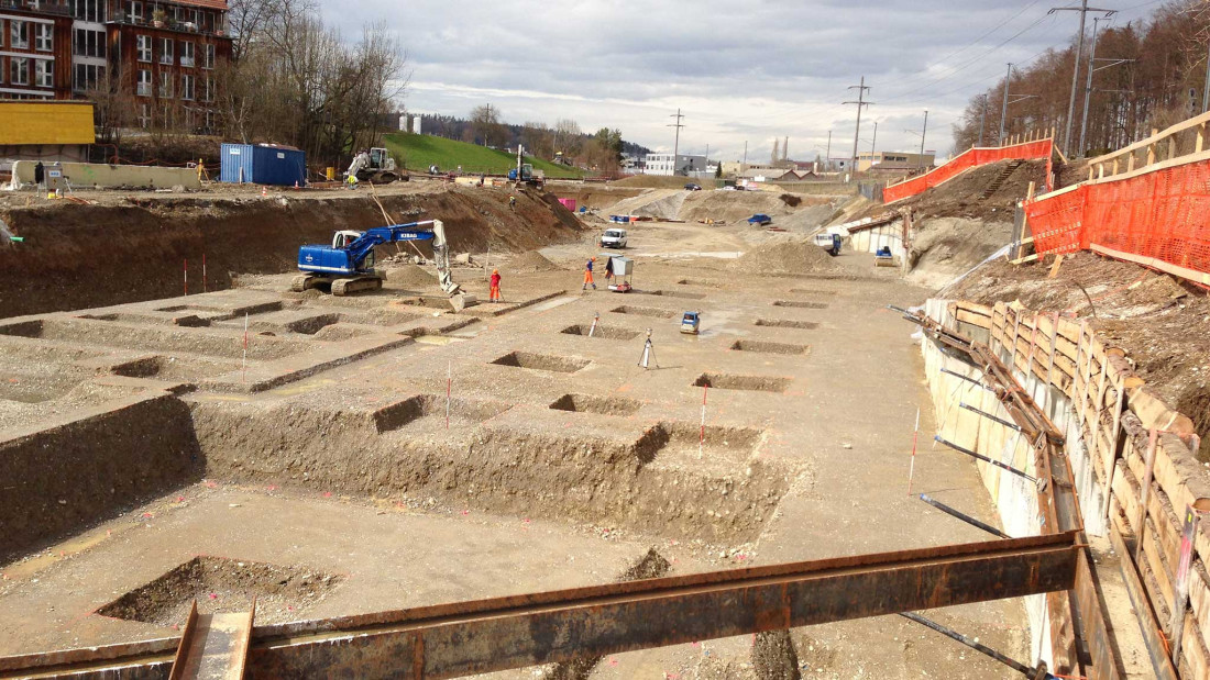 Fotos Winterthur. Etzbergpark Berechnung der Aushubkubatur. ING PLUS