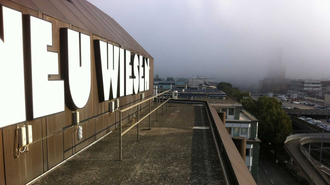 Gebäudeaufnahme Einkaufszentrum Neuwiesen. ING PLUS